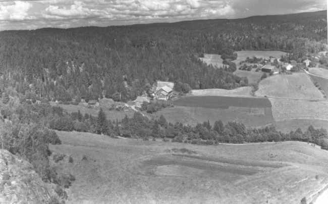 Isebakke 1956 Foto: Widerøe Flyveselskab A/S
