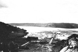 Tømmerlense i Eidet i 1910